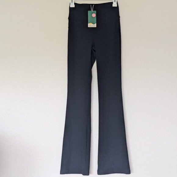 NWT HALARA High Waisted Back Pocket Flare Yoga Leggings - Picture 7 of 8